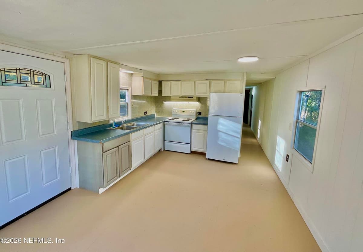 106 SPRUCE Road, Interlachen, FL 32148 3