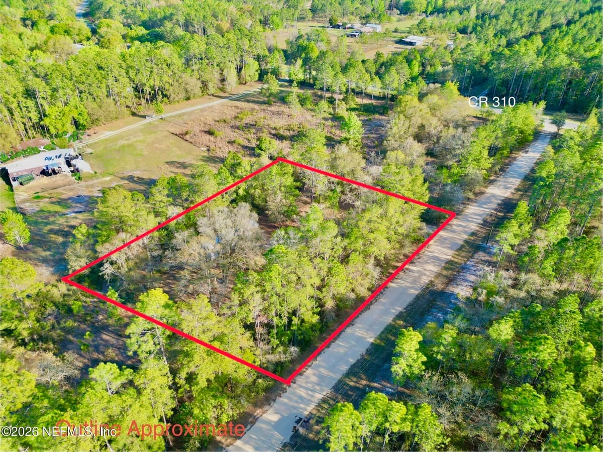 106 SPRUCE Road, Interlachen, FL 32148 2