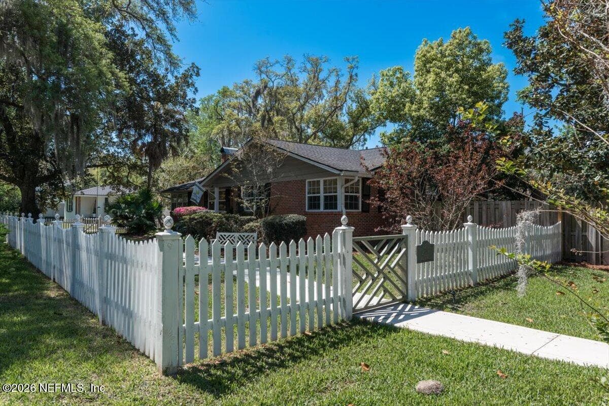 4760 ORTEGA Boulevard, Jacksonville, FL 32210 2