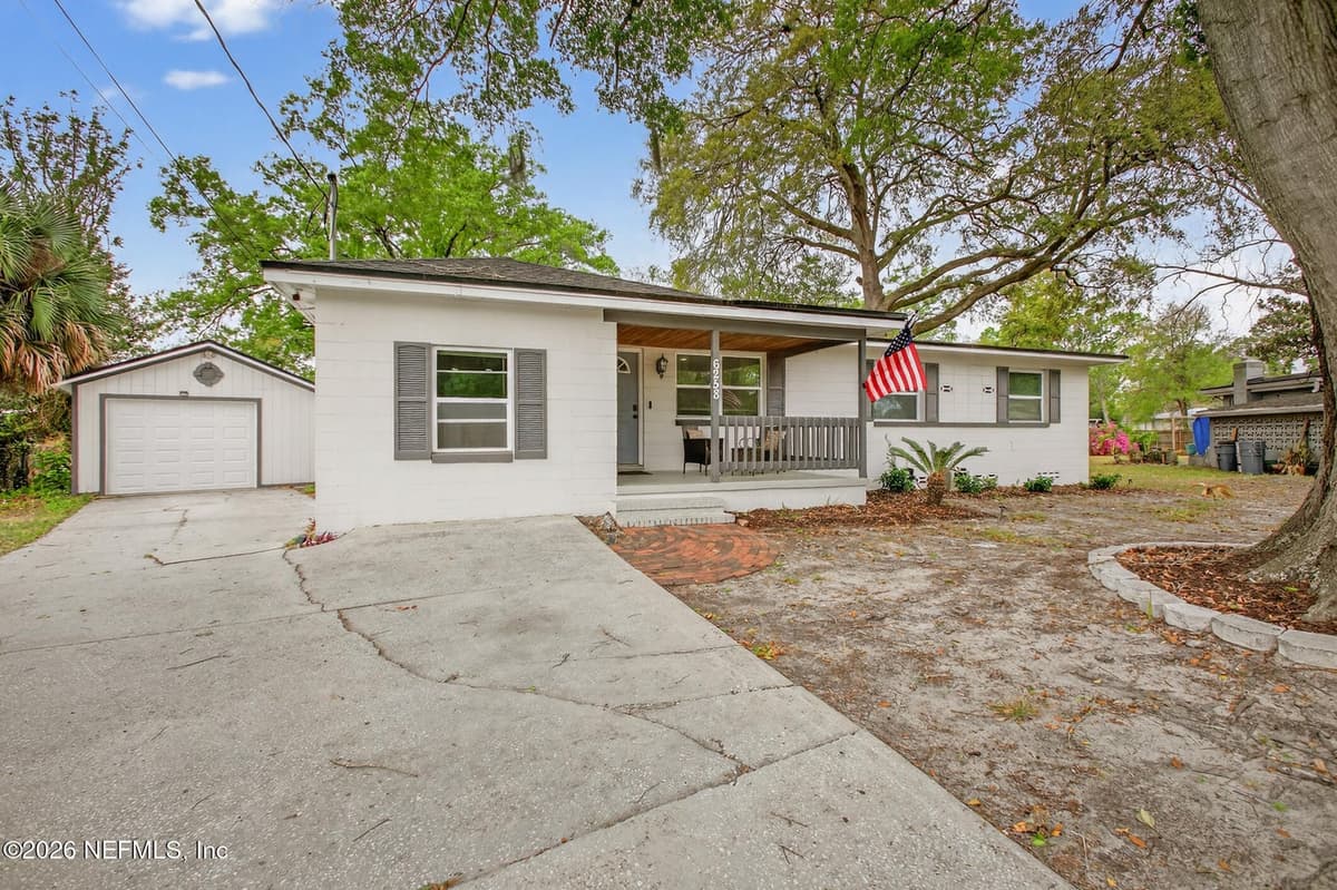 6258 ALEXON Drive, Jacksonville, FL 32210 2