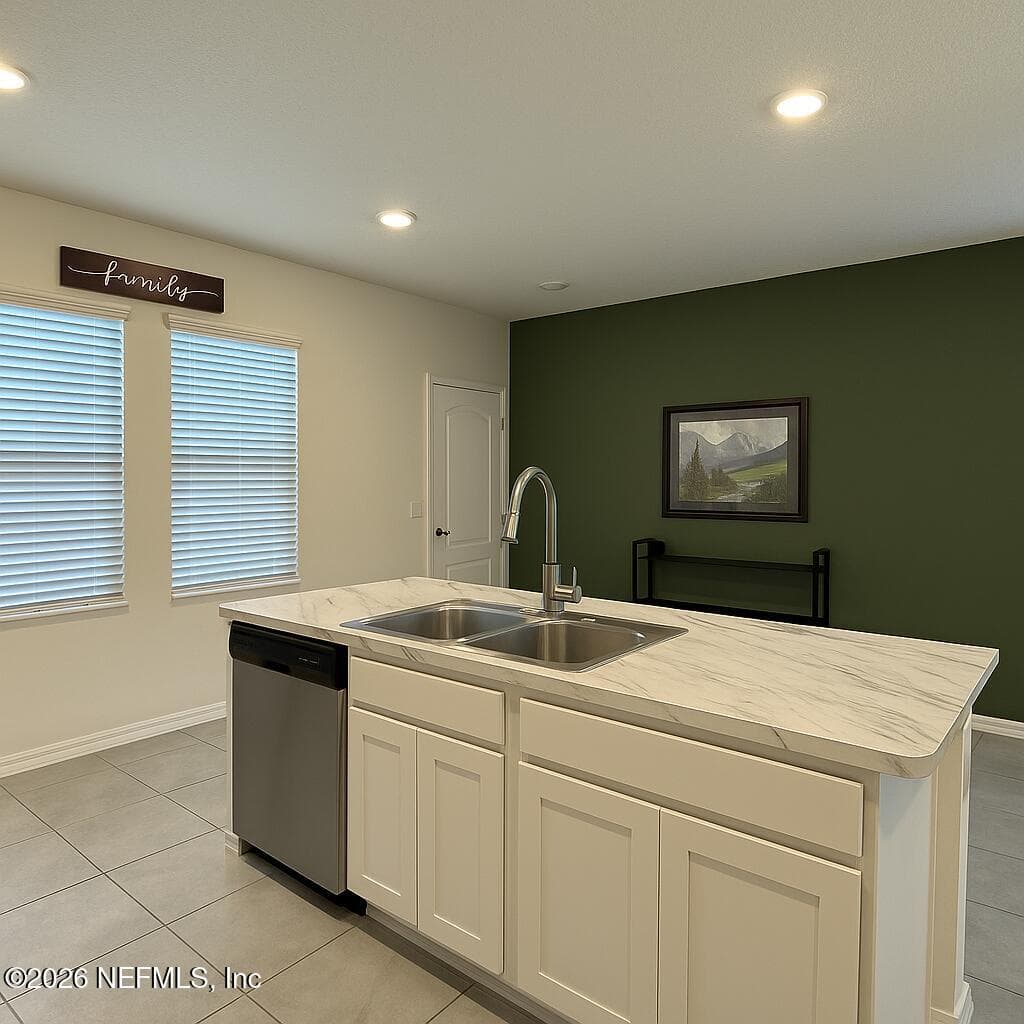 8232 WATERCOURSE Way, Jacksonville, FL 32211 2