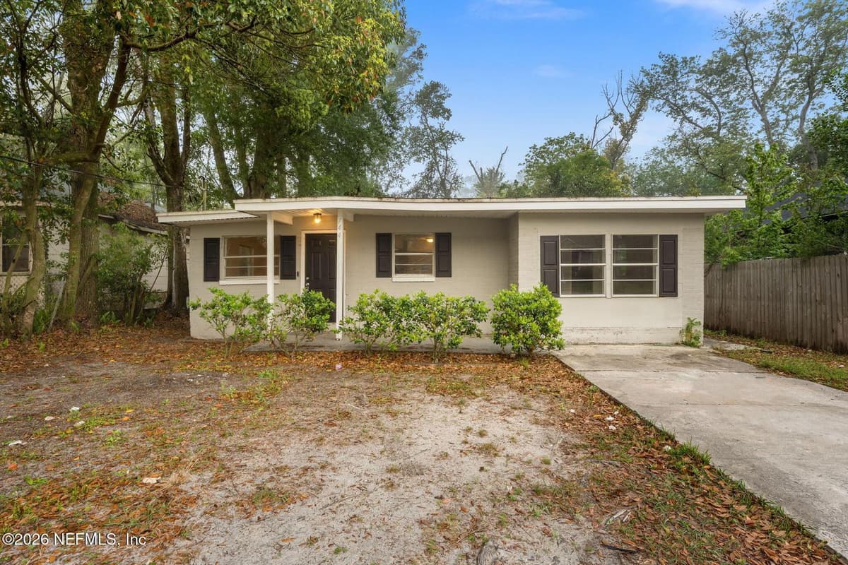 744 MACKINAW Street, Jacksonville, FL 32254 2