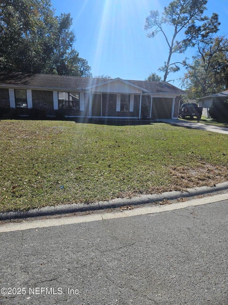 8256 JUSTIN Road N, Jacksonville, FL 32210 3