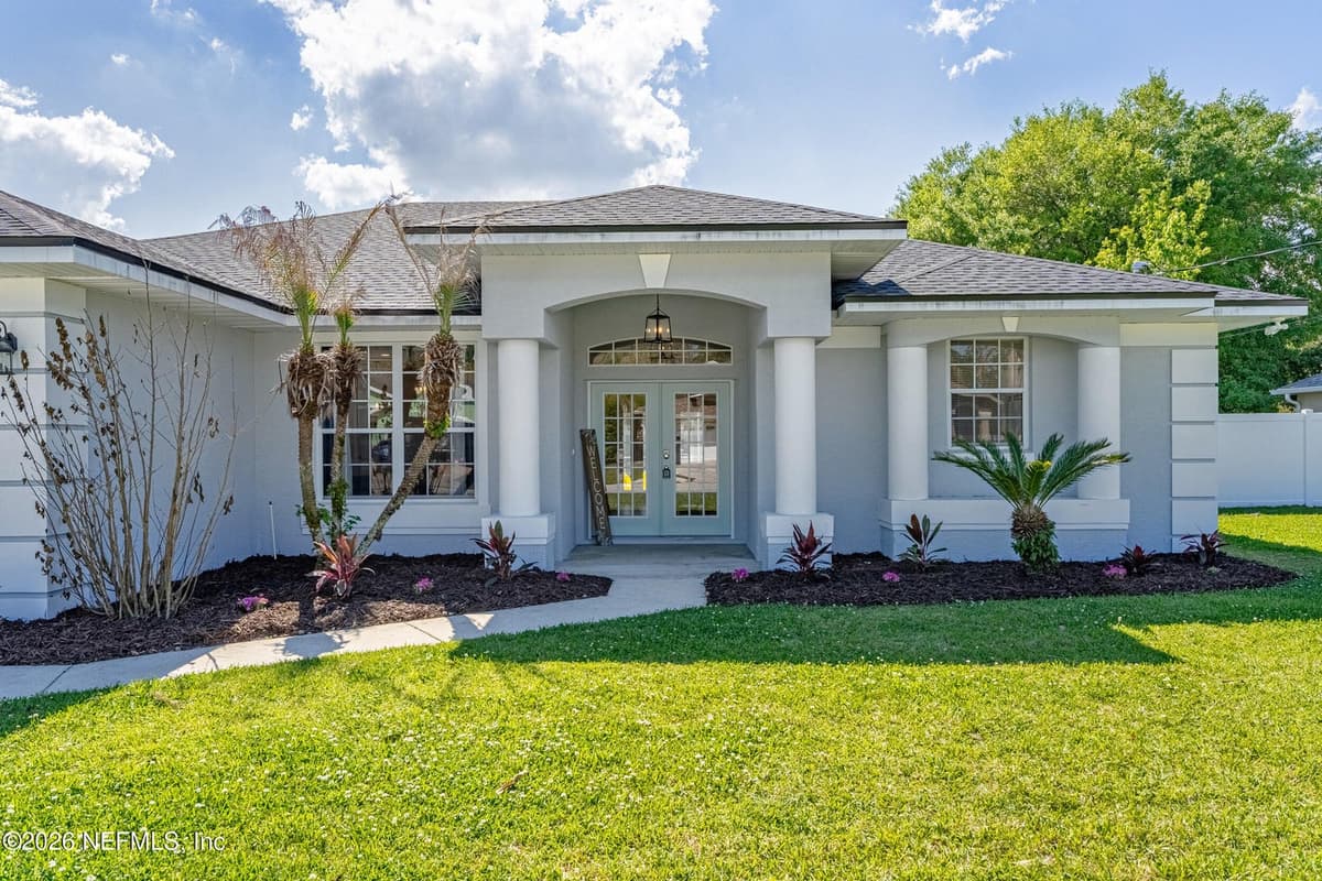 31 E DIAMOND Drive, Palm Coast, FL 32164 3