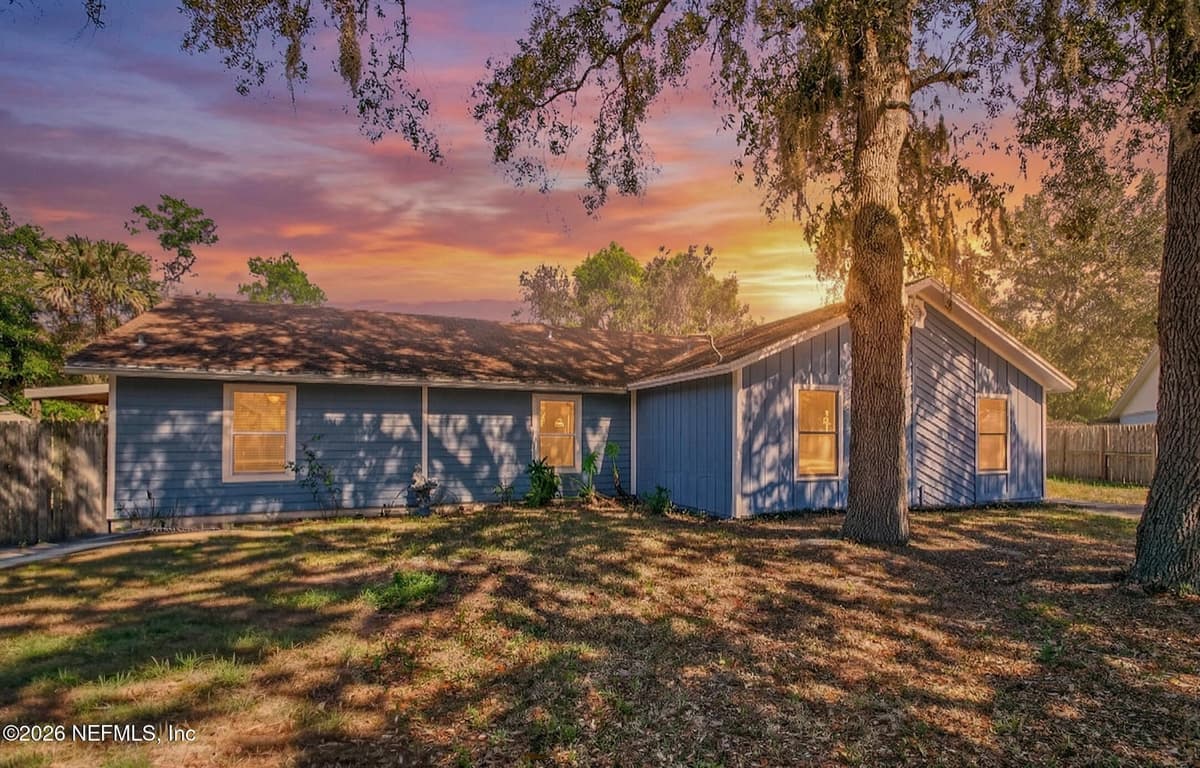1091 WILLOW COVE Court W, Jacksonville, FL 32233 2