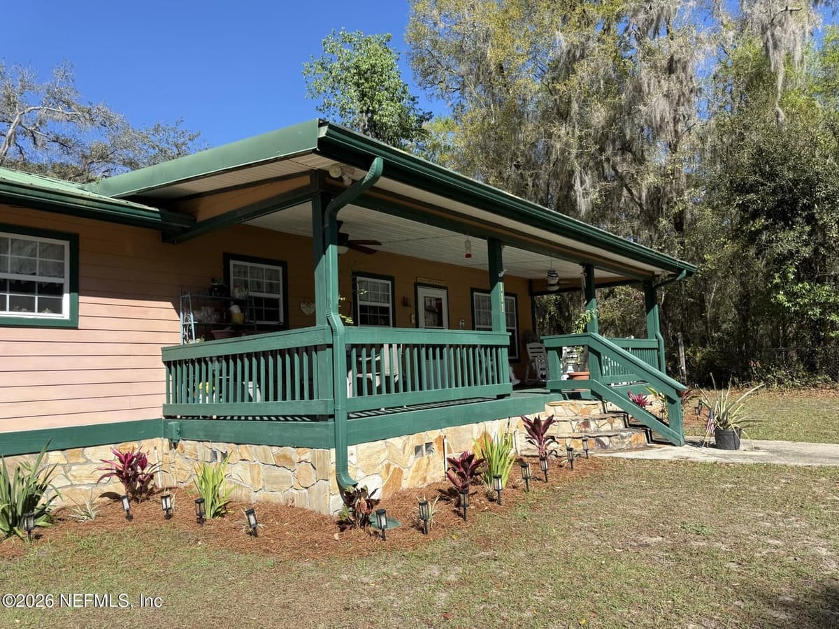 111 HOLLY Drive 1, Florahome, FL 32140 2