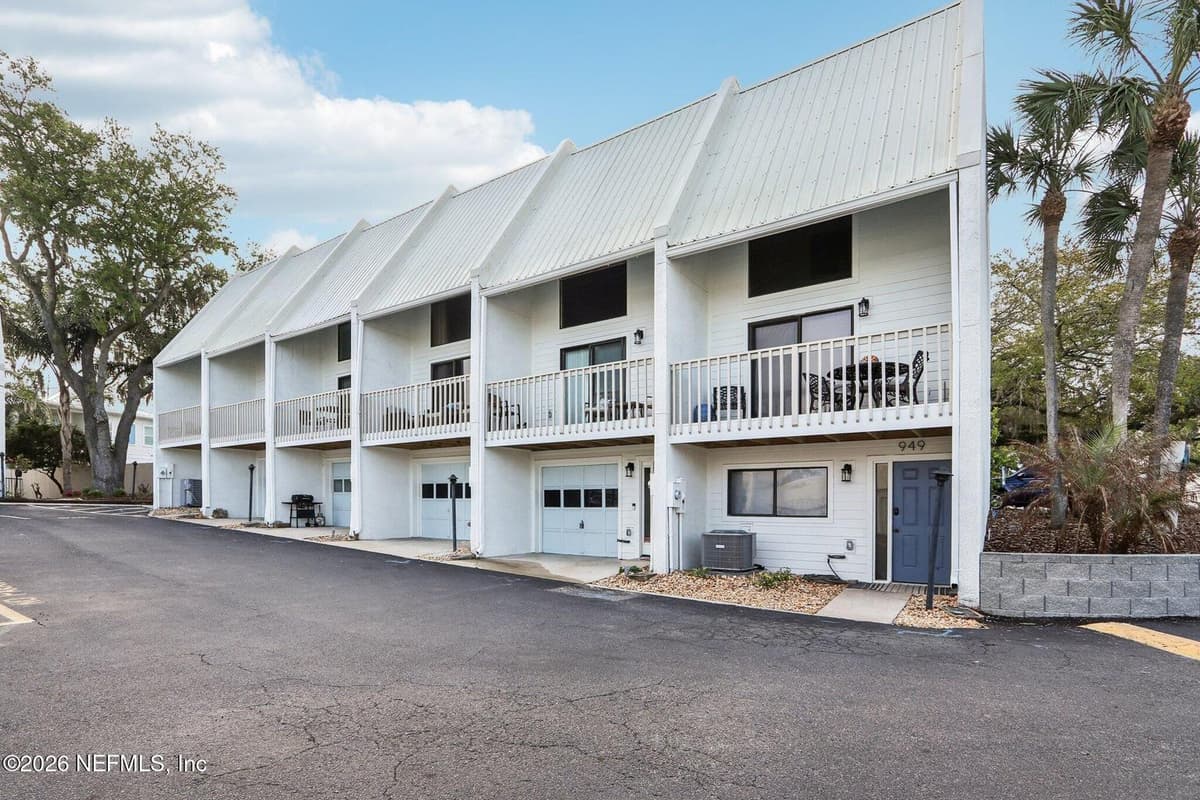 945 S PONCE DE LEON Boulevard, St. Augustine, FL 32084 3