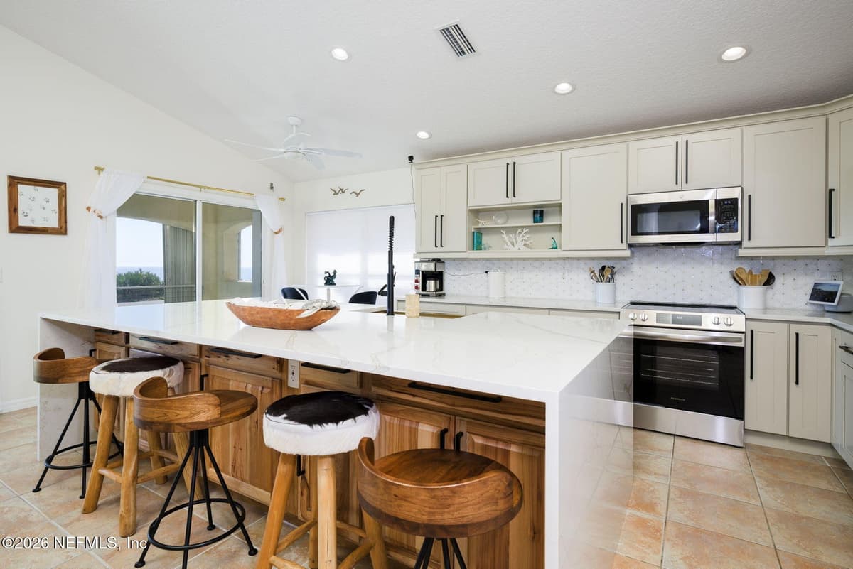 184 COQUINA KEY Drive 184, Ormond Beach, FL 32176 3