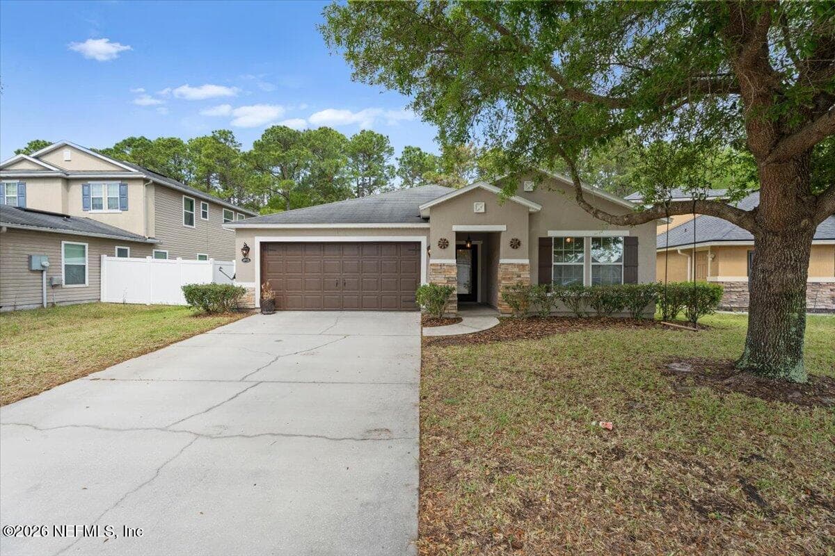 4921 CREEK BLUFF Lane, Middleburg, FL 32068 3