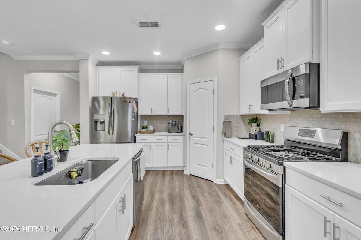 39 BALMORAL CASTLE Drive, St. Johns, FL 32259 2