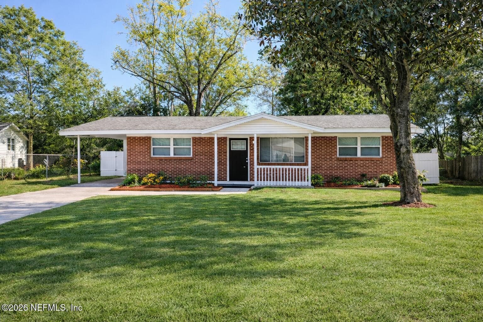 6978 ROBERT F KENNEDY Circle, Jacksonville, FL 32209