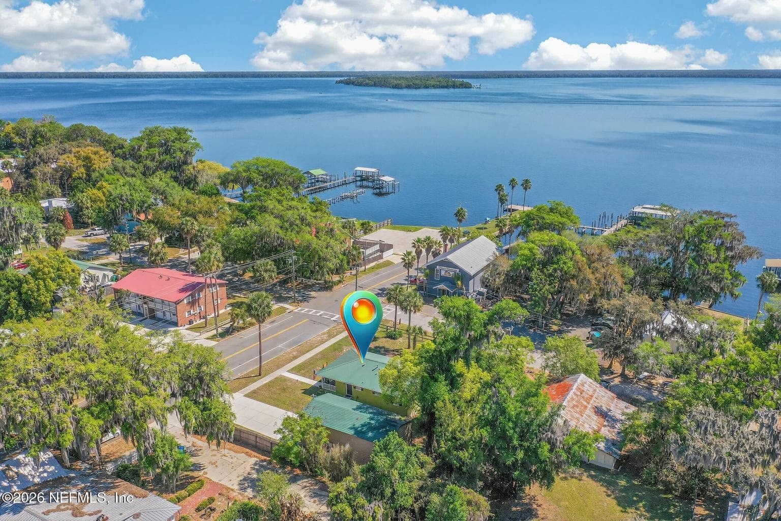 105 CENTRAL Avenue, Crescent City, FL 32112
