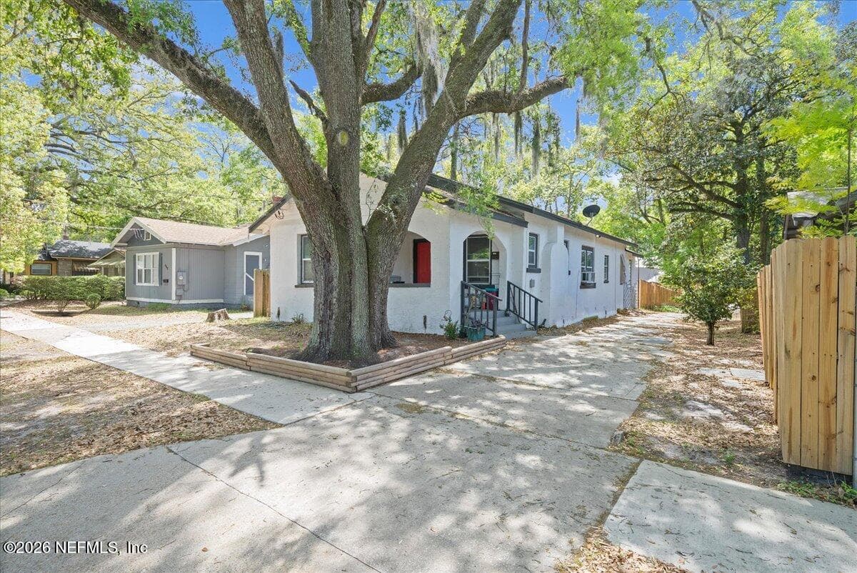 678 LINWOOD Avenue, Jacksonville, FL 32206 2