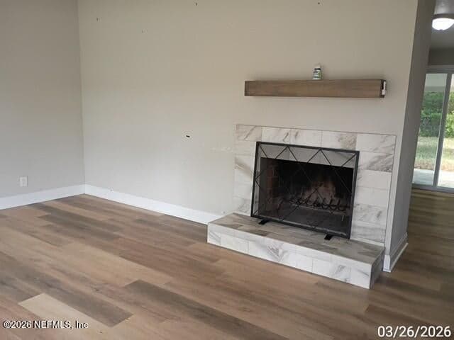203 RENNE Drive N, Jacksonville, FL 32218 2