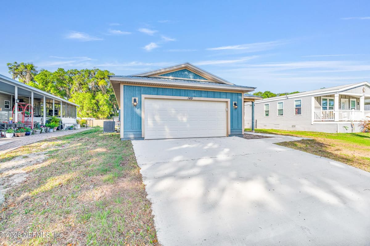 149 LAKE MARGO Drive, Satsuma, FL 32189 2