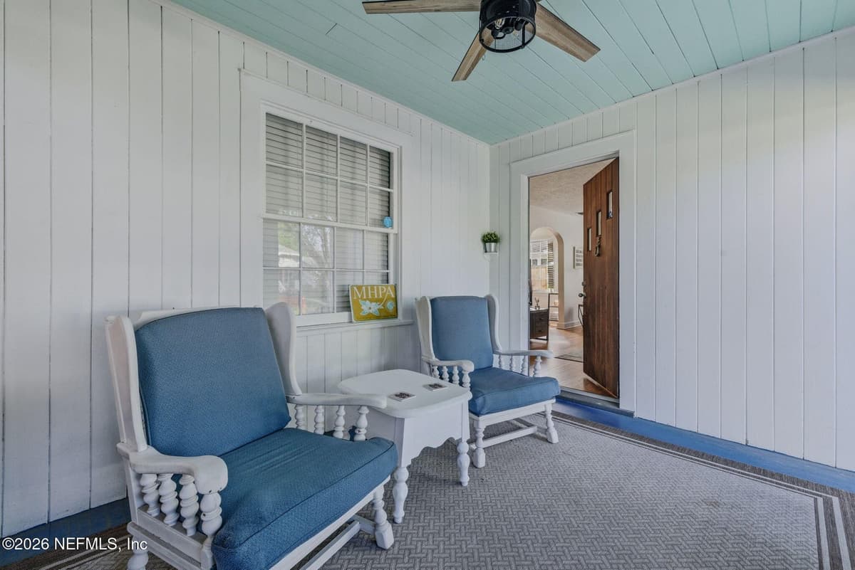 1042 LARK Street, Jacksonville, FL 32205 2