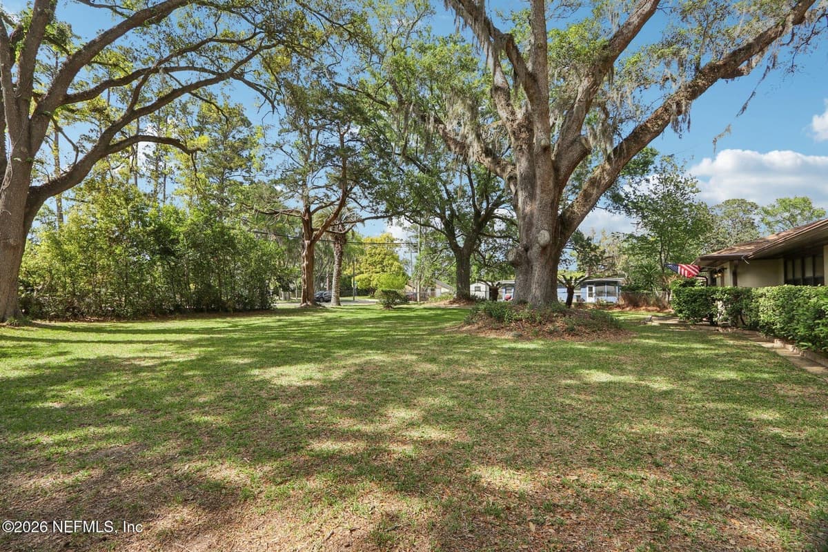 3115 PARENTAL HOME Road, Jacksonville, FL 32216 3