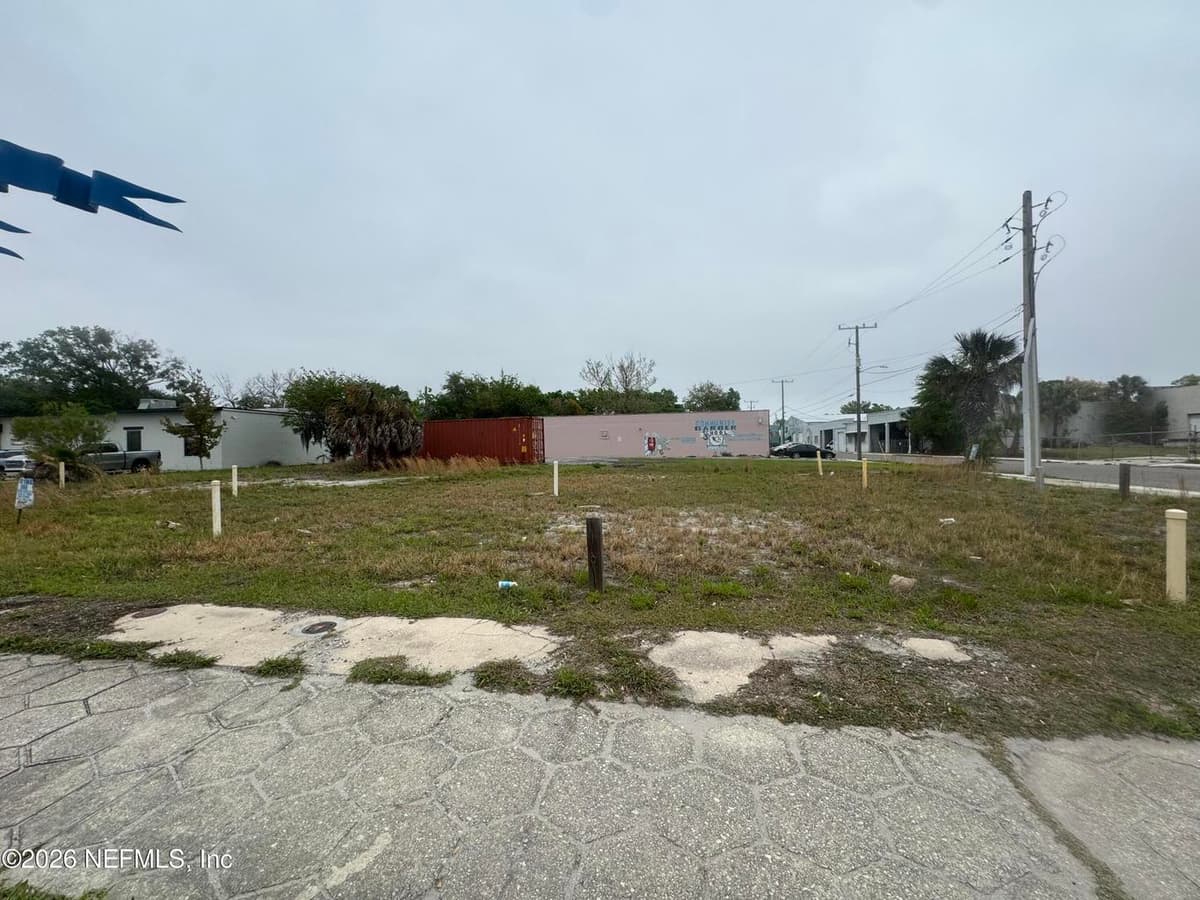 447 E 8TH Street, Jacksonville, FL 32206 2