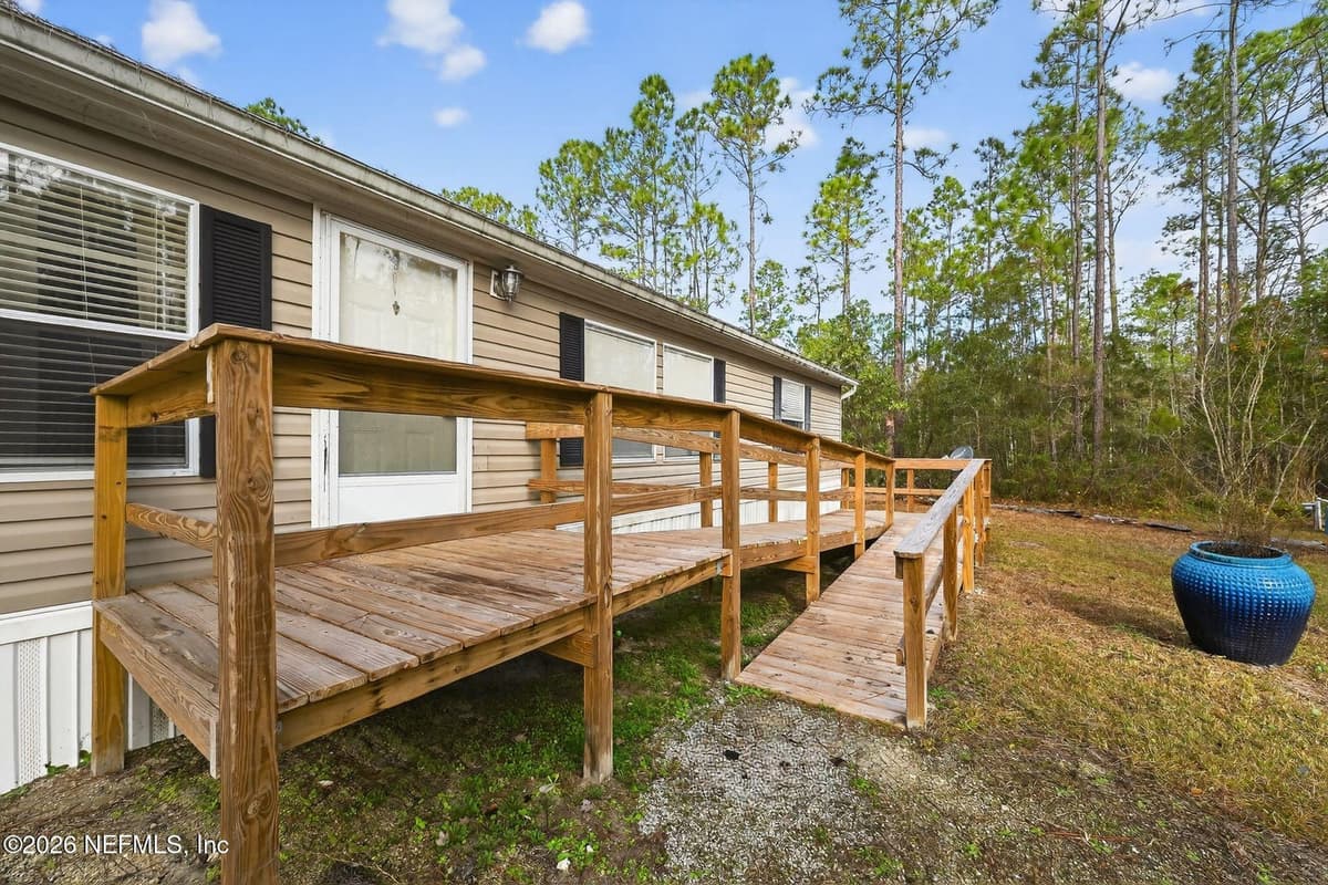 10255 CROTTY Avenue, Hastings, FL 32145 2