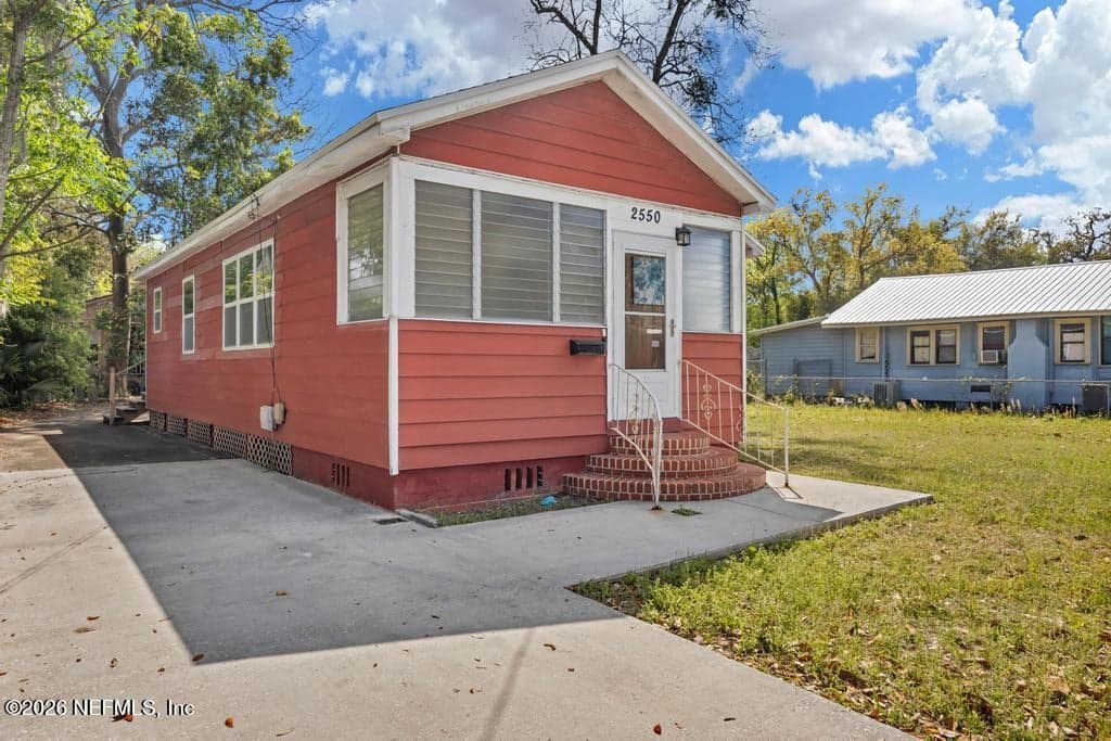 2550 SUMMIT Street, Jacksonville, FL 32204 2