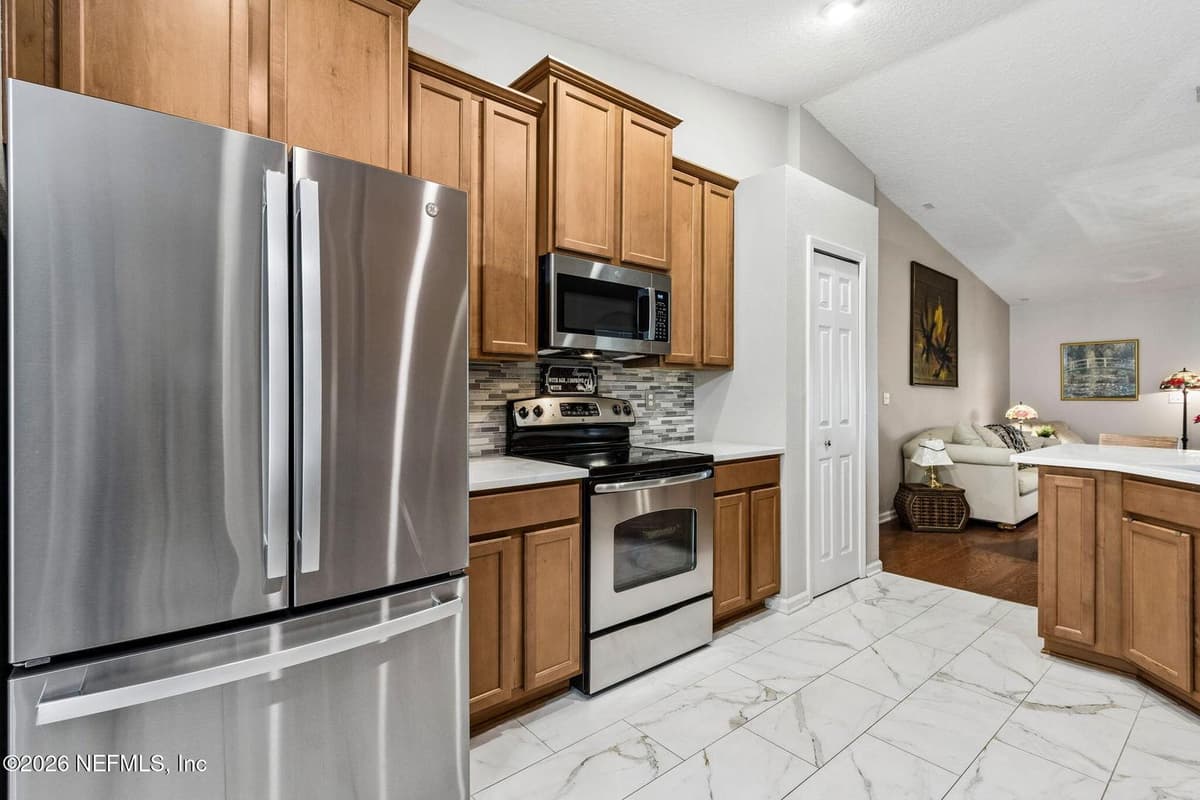 16194 MAGNOLIA GROVE Way, Jacksonville, FL 32218 3