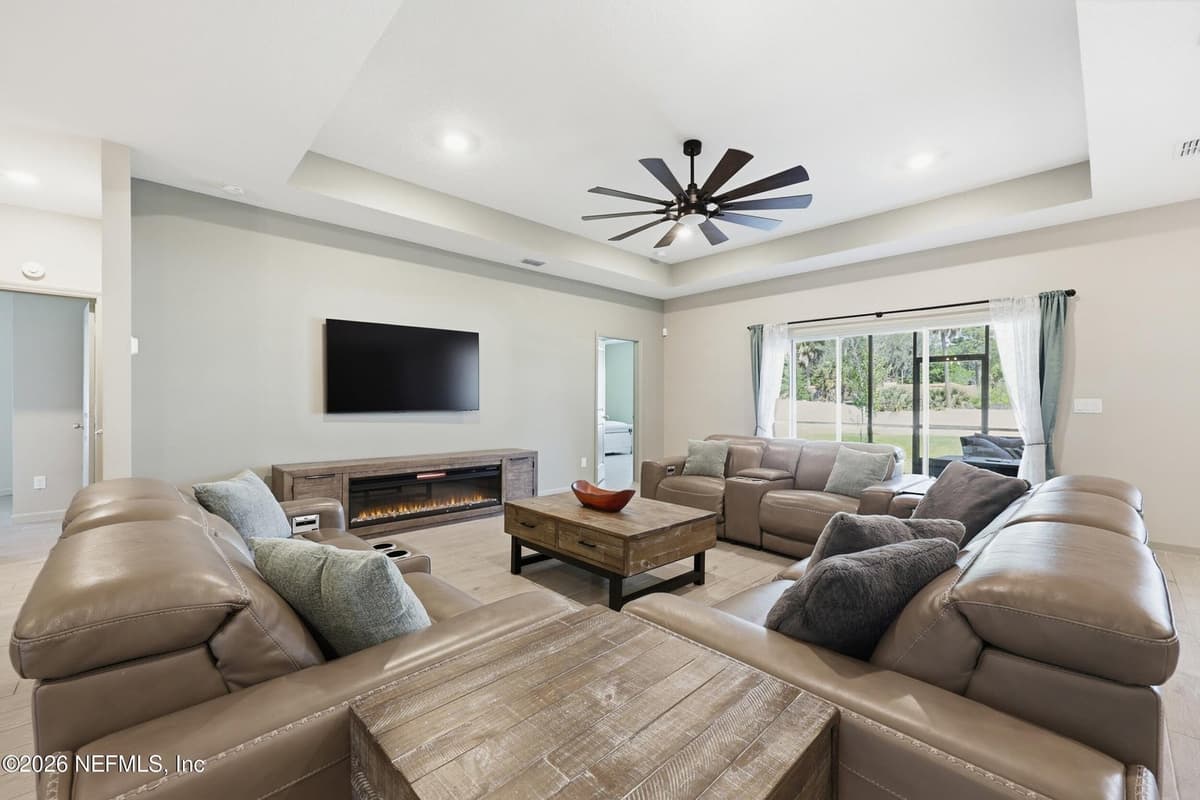 4225 ZIDAL Court, Jacksonville, FL 32277 3