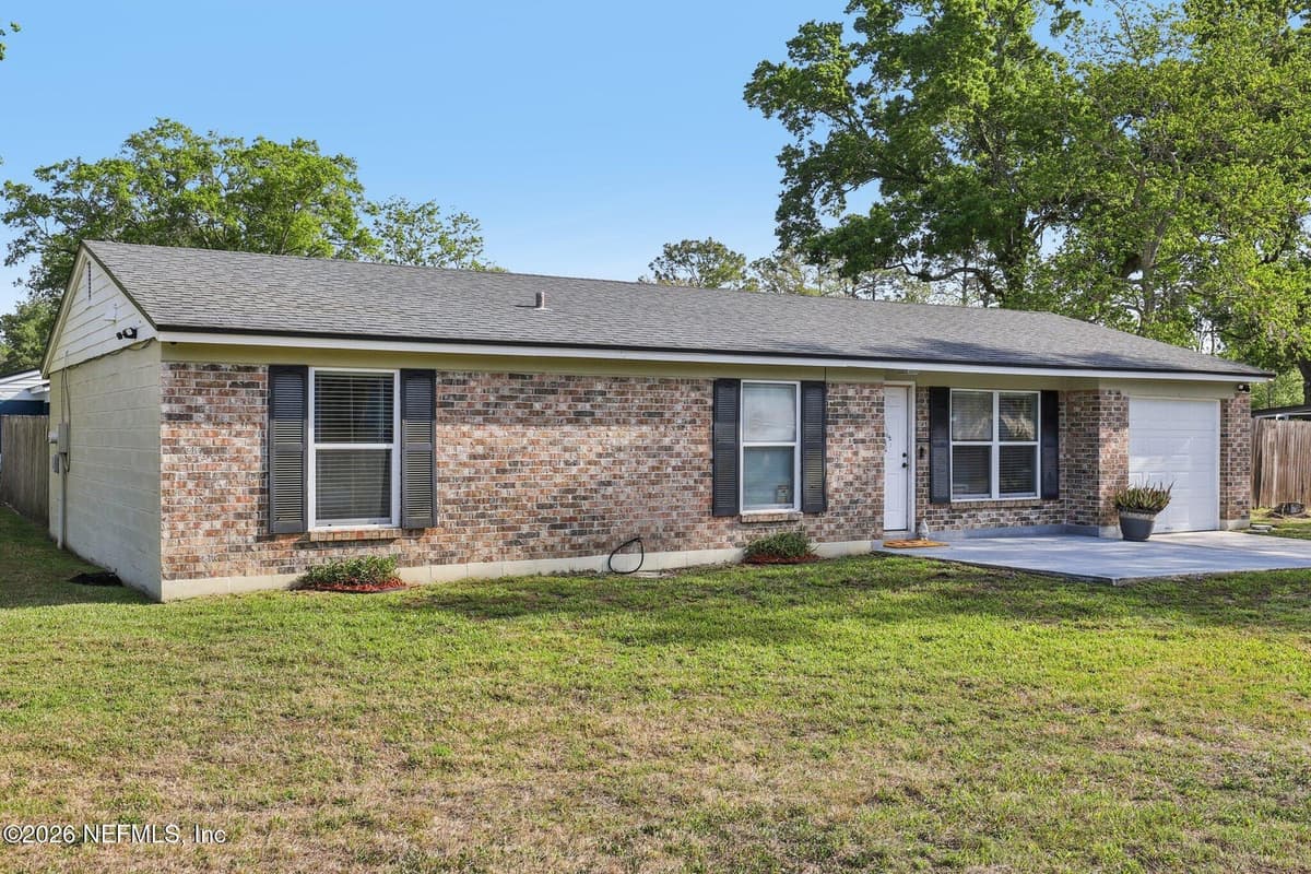 1653 MARY BETH Drive, Middleburg, FL 32068 2