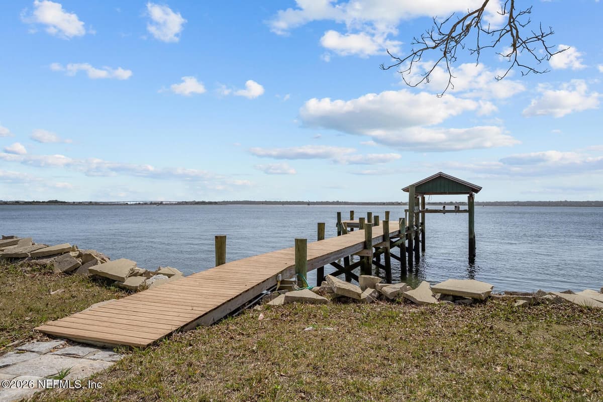 8842 MCKENNA Drive, Jacksonville, FL 32226 3