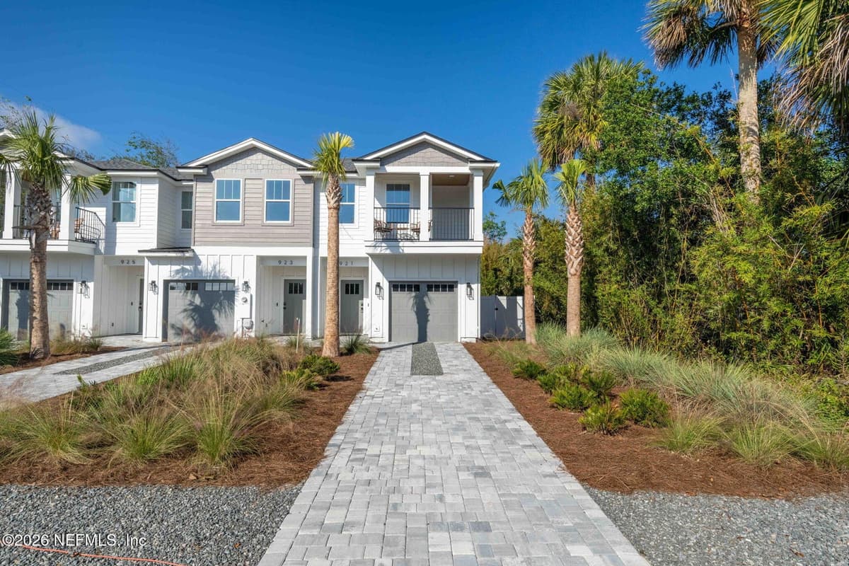 921 2ND Avenue S, Jacksonville Beach, FL 32250 2