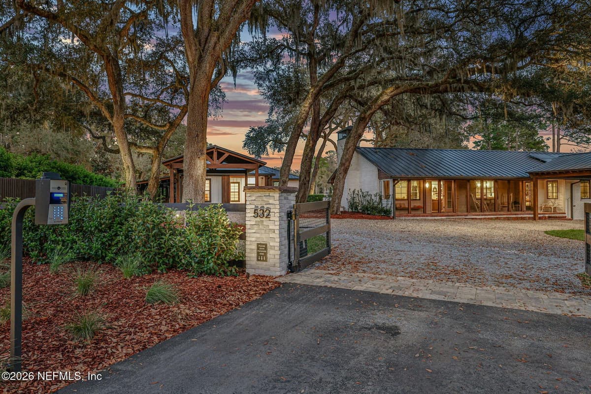 532 MOONSHINE Drive, Ponte Vedra, FL 32081 2