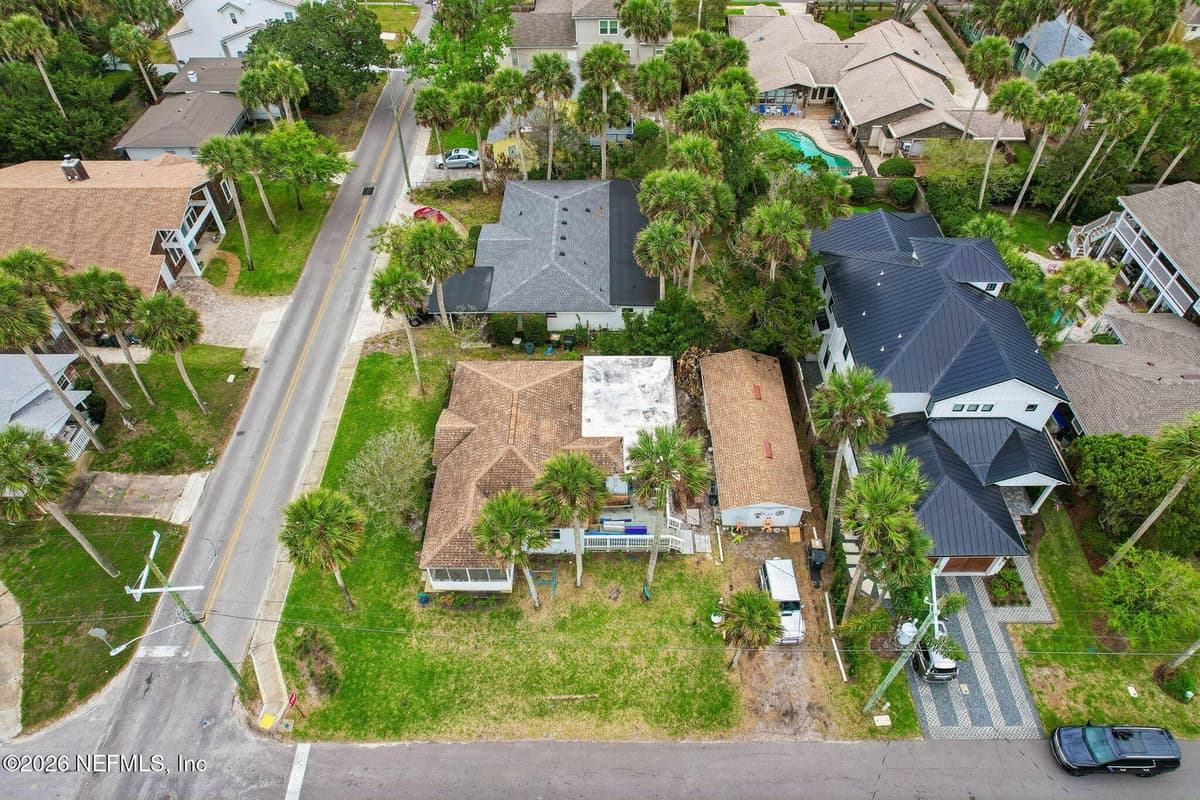 1096 EAST COAST Drive, Atlantic Beach, FL 32233 3
