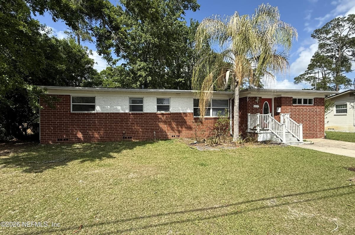6557 LOU Drive N, Jacksonville, FL 32216 2