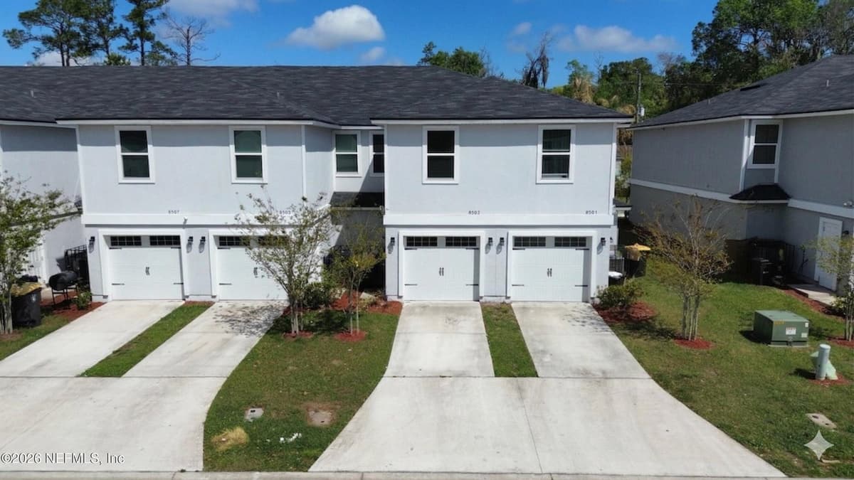 8503 MCGIRTS VILLAGE Lane, Jacksonville, FL 32210 2