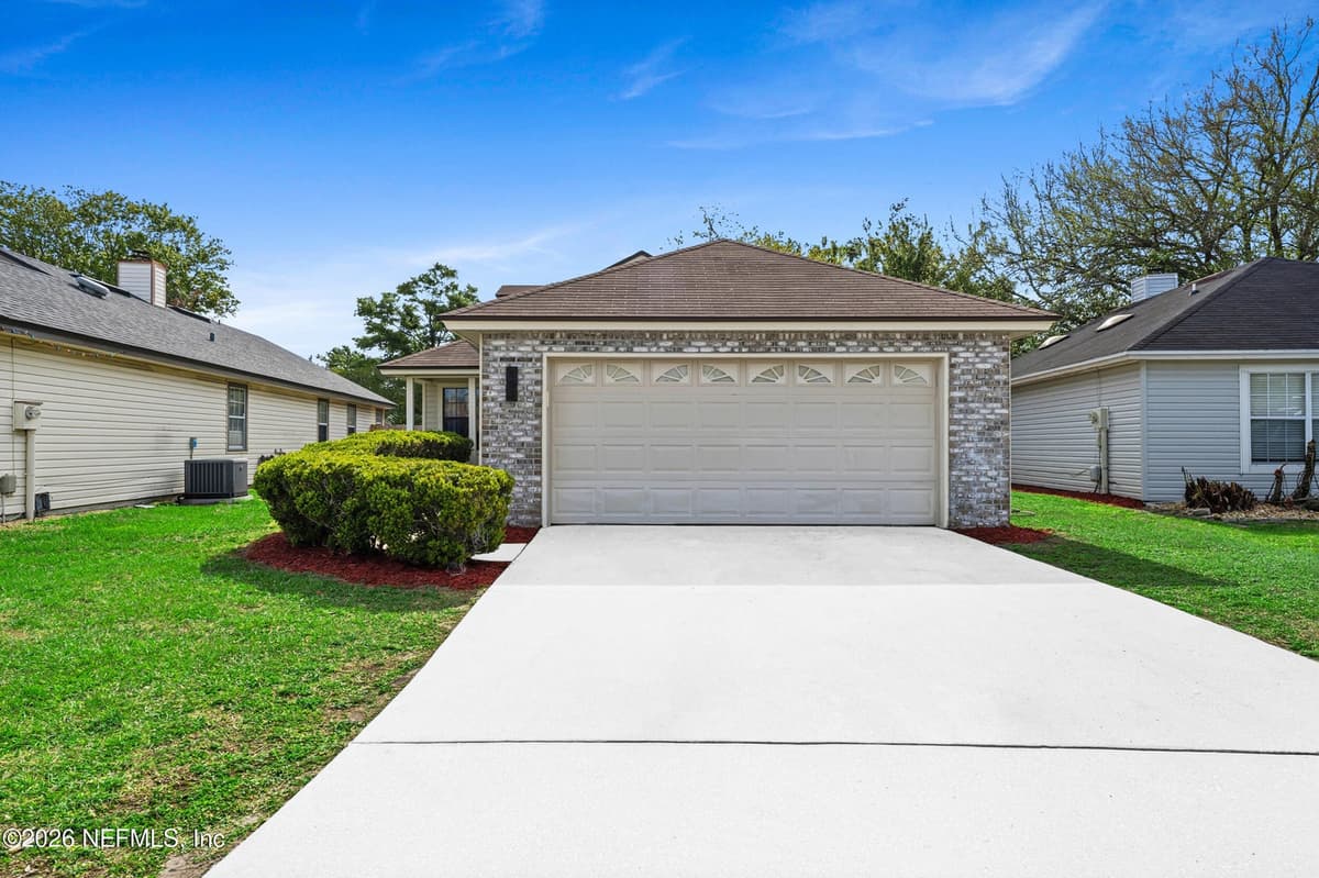 397 FILMORE Drive, Jacksonville, FL 32225 3