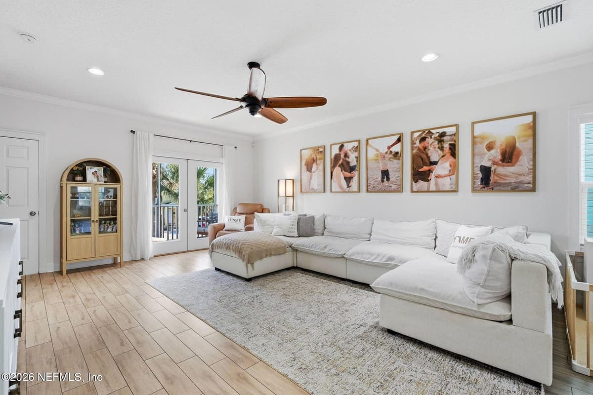 209 7TH Avenue S, Jacksonville Beach, FL 32250 3