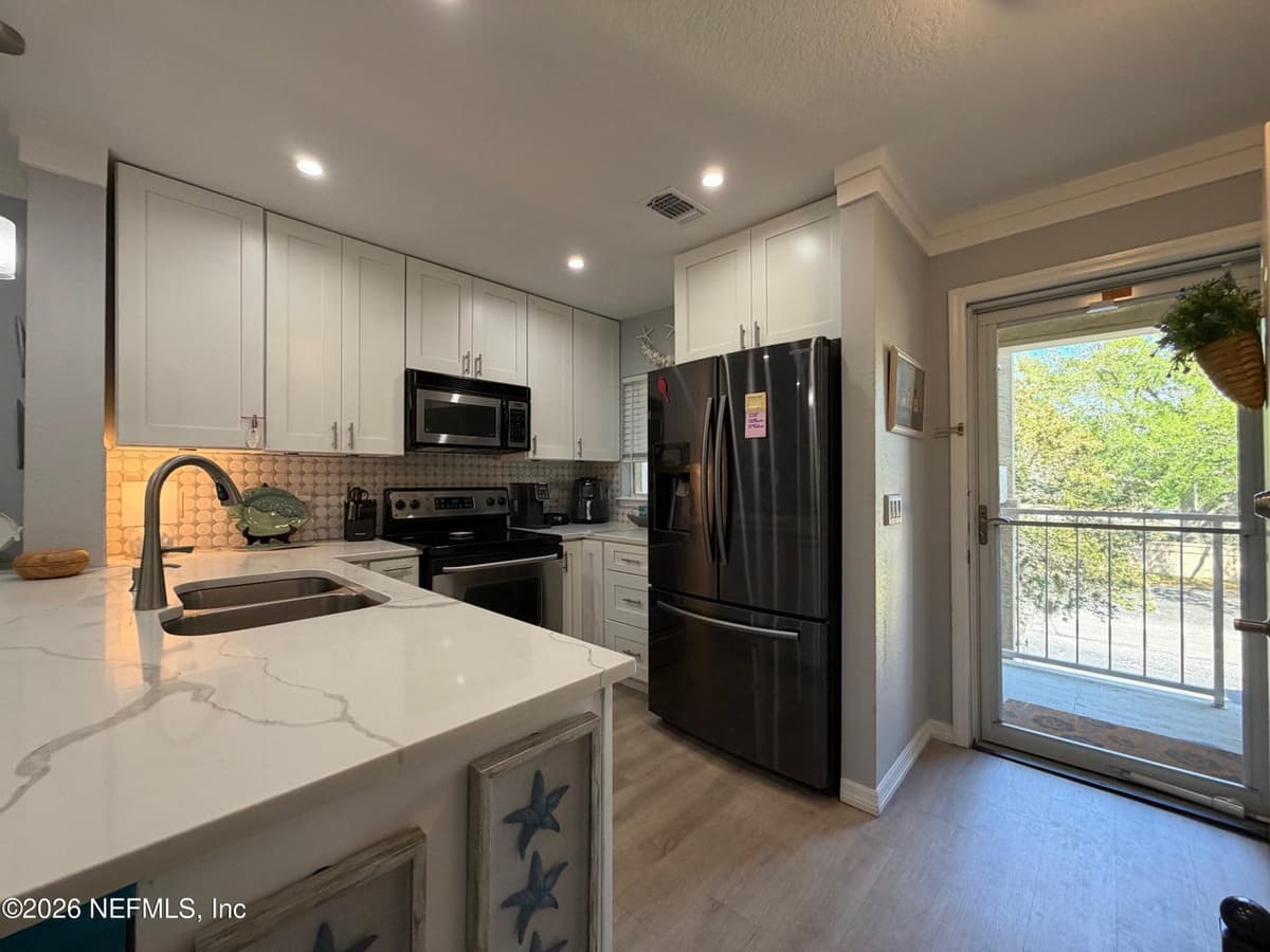 7 ARBOR CLUB Drive 211, Ponte Vedra Beach, FL 32082 2