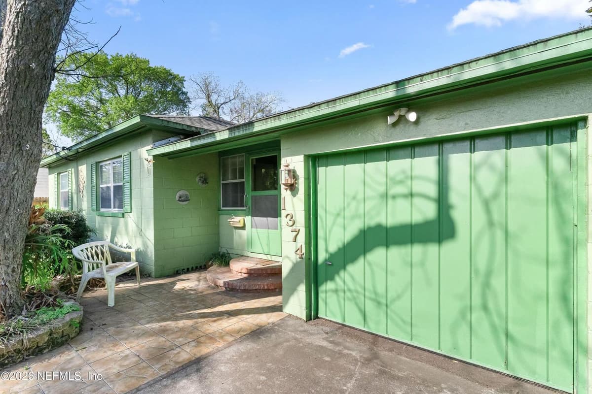 1374 DAKAR Street, Jacksonville, FL 32205 2