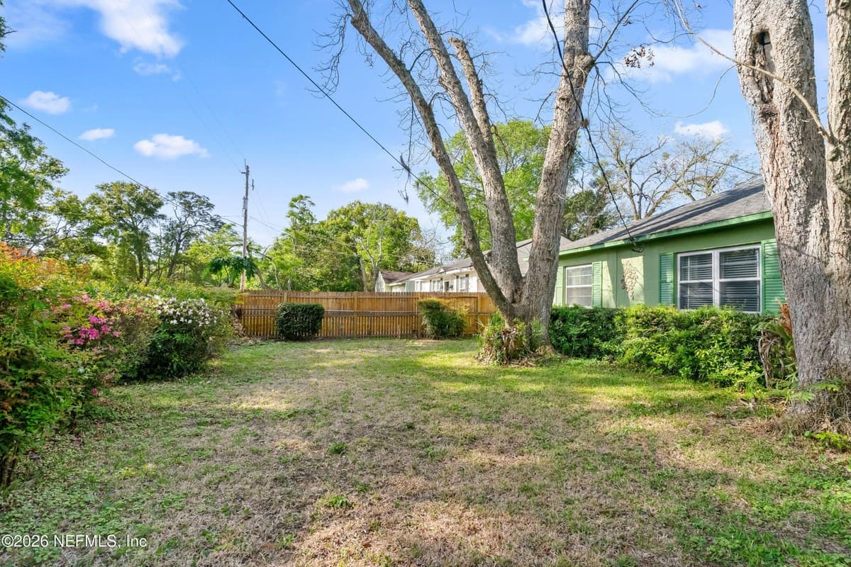 1374 DAKAR Street, Jacksonville, FL 32205 3