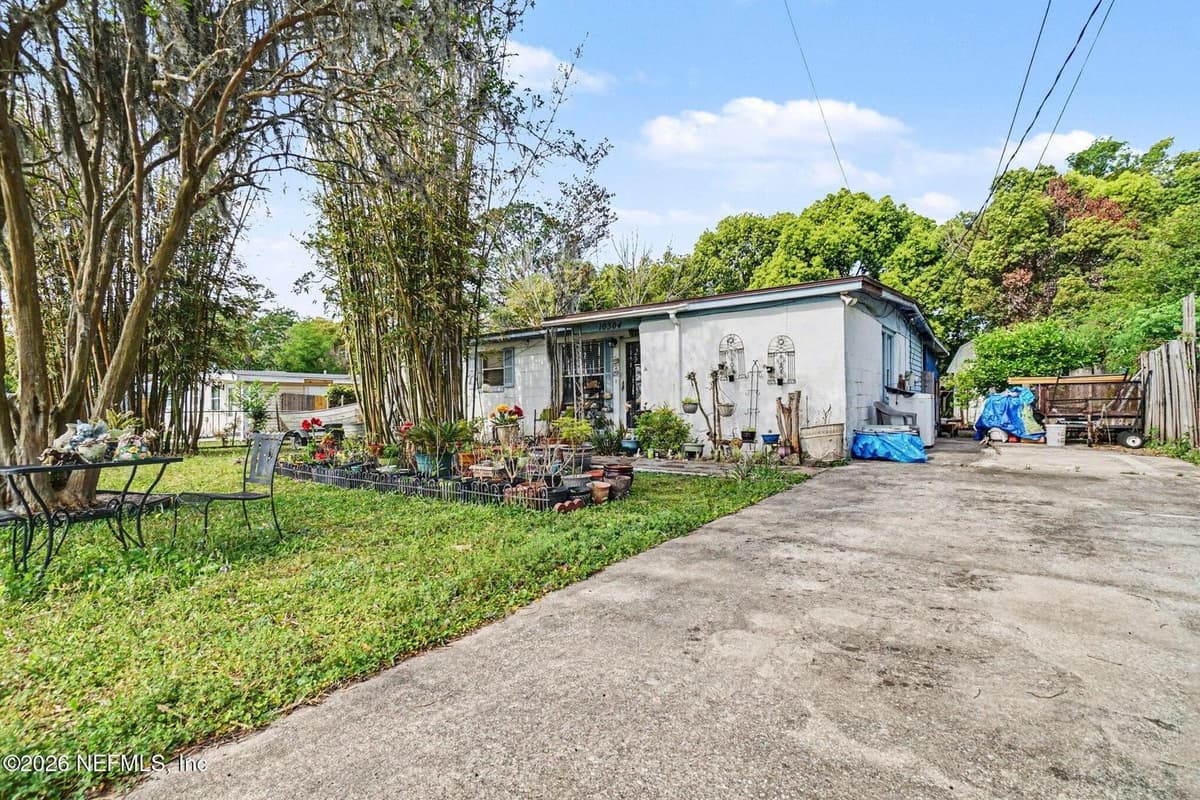 10304 MAYAN Drive, Jacksonville, FL 32218 2