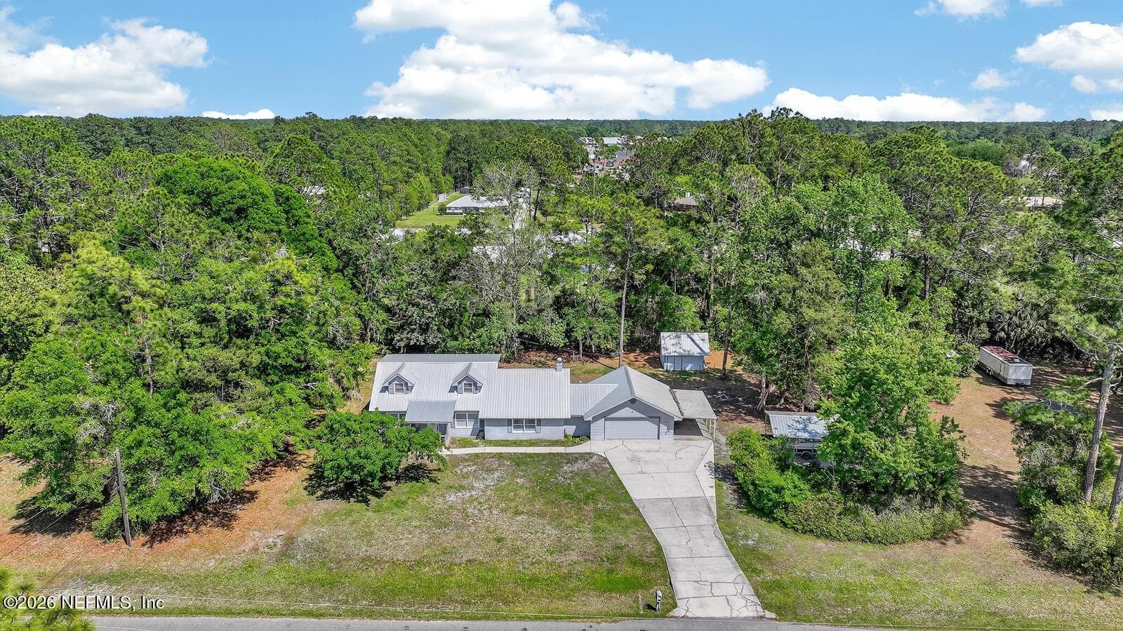 116 ROUND LAKE Circle, Palatka, FL 32177