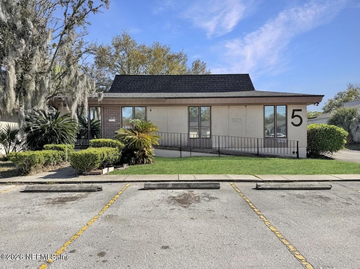 4131 UNIVERSITY Boulevard S 5, Jacksonville, FL 32216