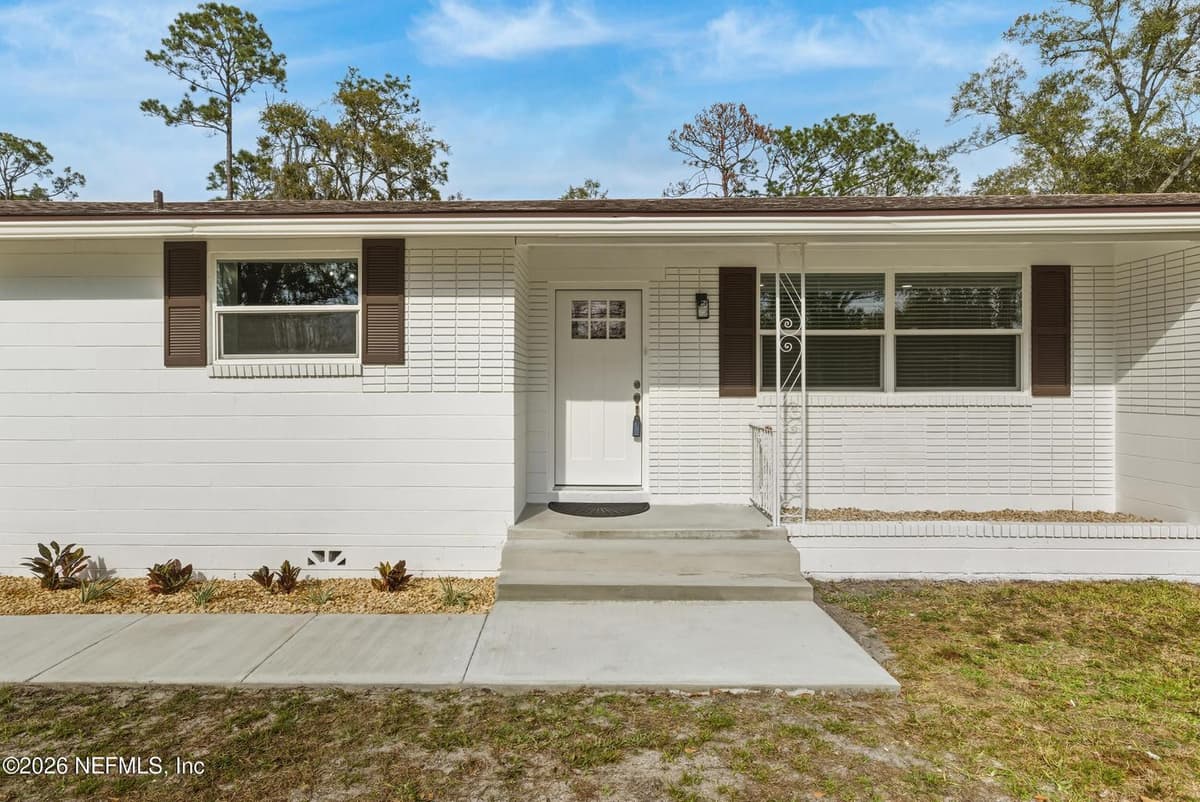 8249 PASCHAL Street, Jacksonville, FL 32220 3
