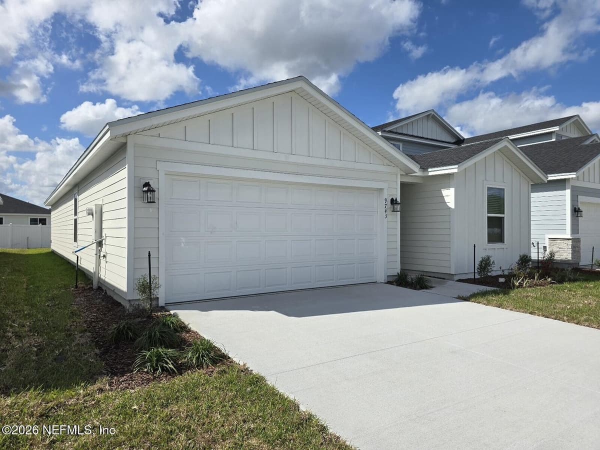 9743 CYPRESS MEADOWS Road, Jacksonville, FL 32219 2