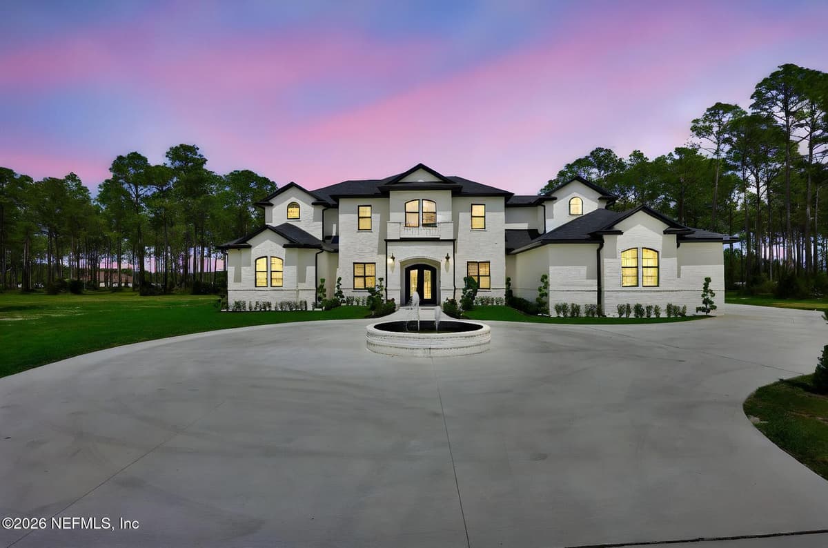10137 HUNTERS CHASE Court, Jacksonville, FL 32219 2