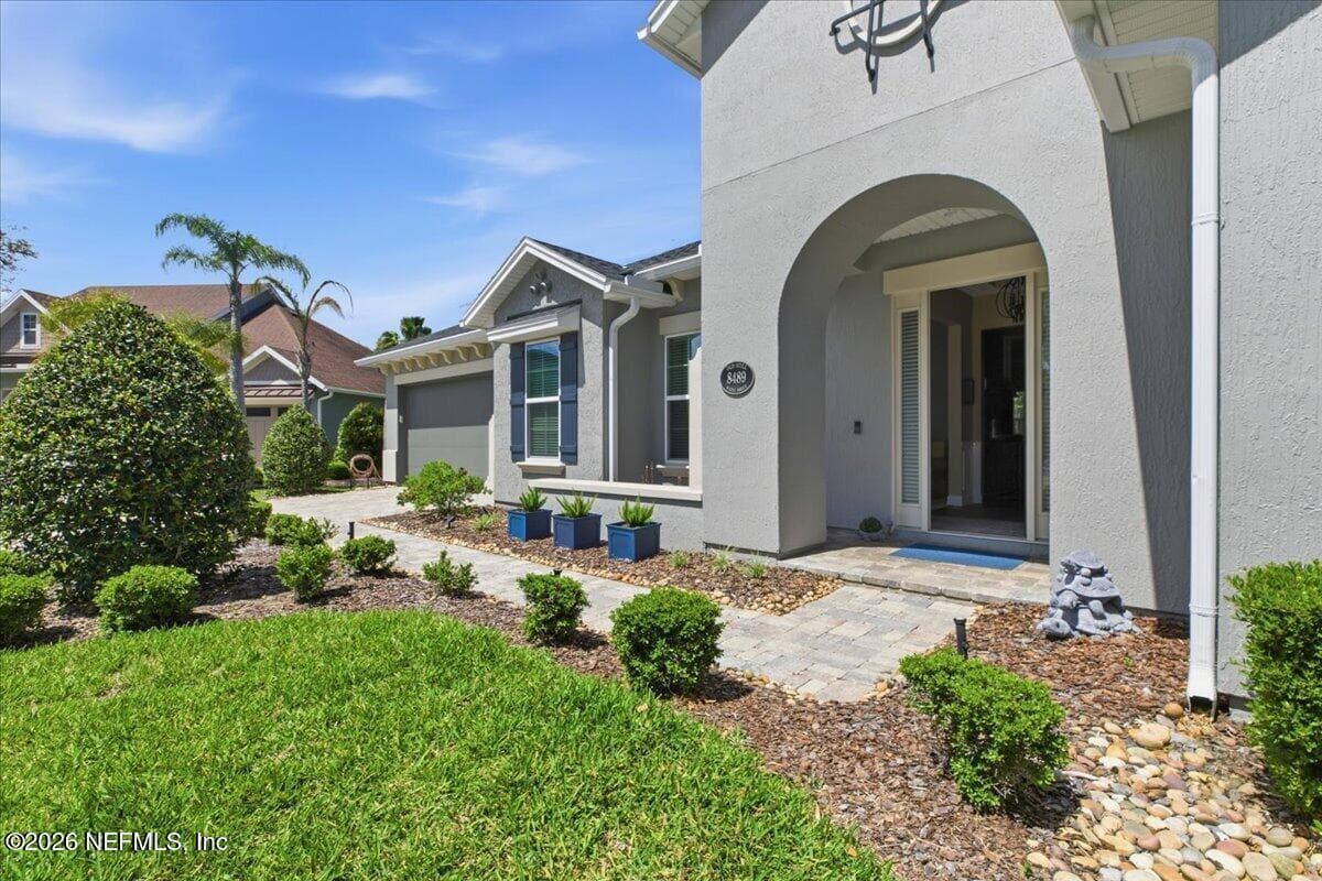 8489 MABEL Drive, Jacksonville, FL 32256 2