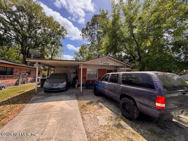 4942 SPRING GLEN Road, Jacksonville, FL 32207 3