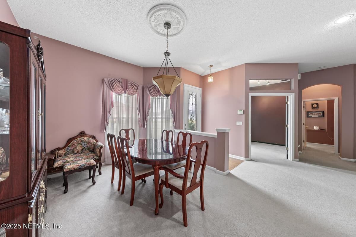 4219 WOODLEY CREEK Road, Jacksonville, FL 32218 2