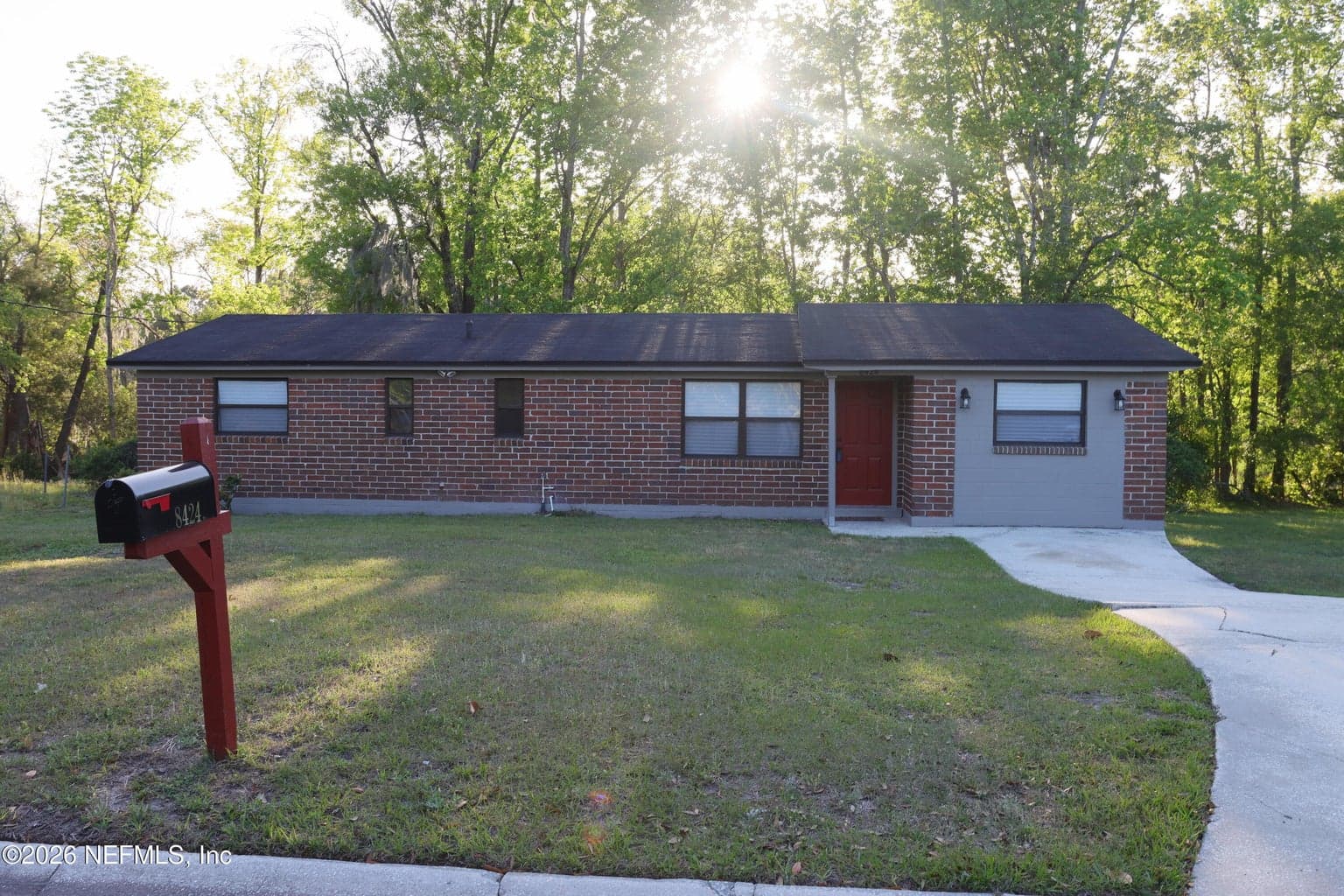 8424 LINCREST Drive W, Jacksonville, FL 32208
