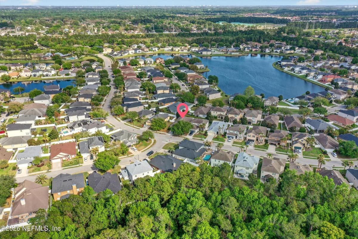 12118 WYNNFIELD LAKES Circle, Jacksonville, FL 32246 2