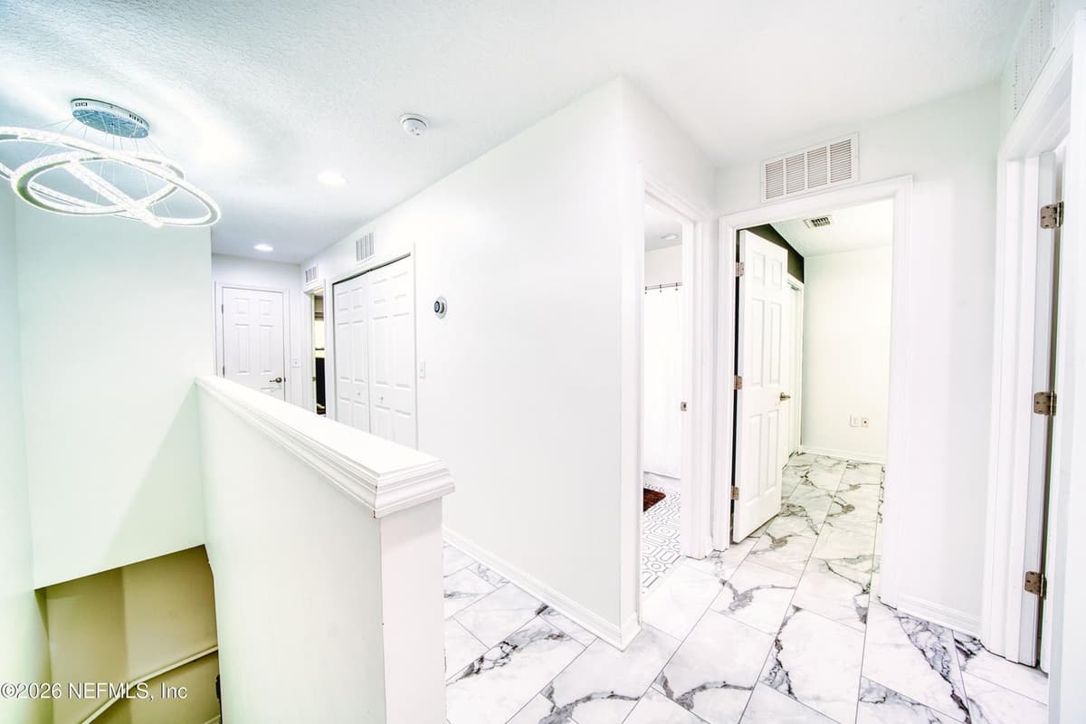 7019 COLDWATER Drive, Jacksonville, FL 32258 2